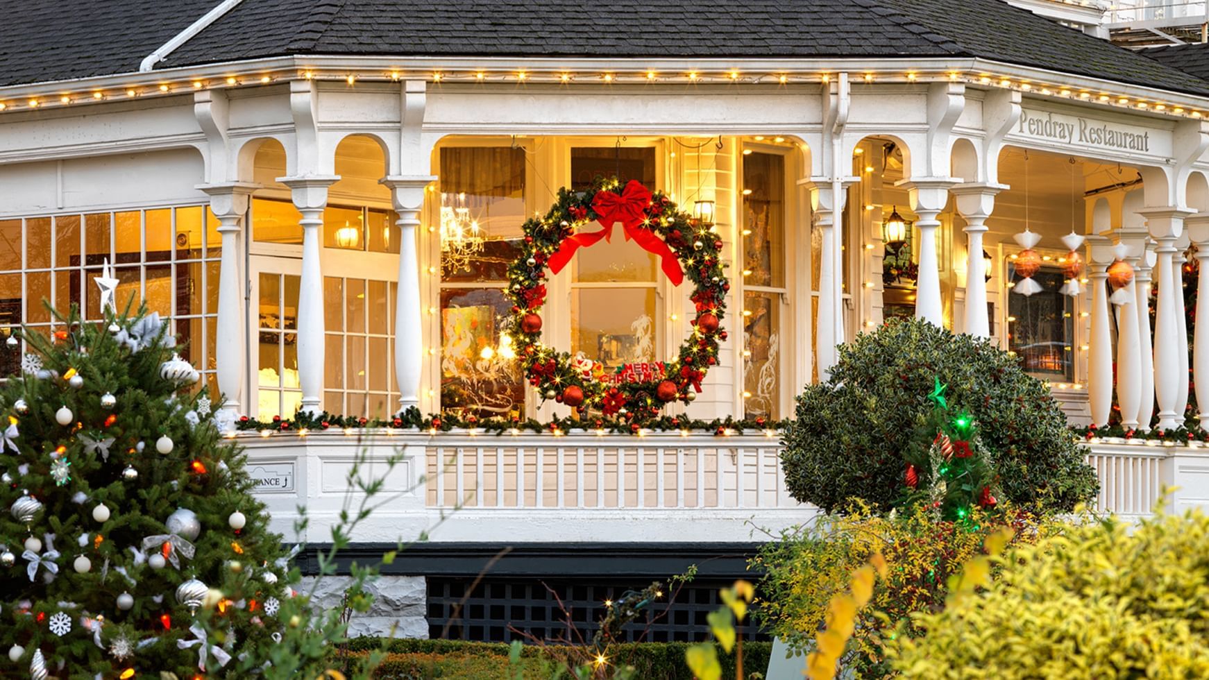 Christmas at the Pendray Tea House