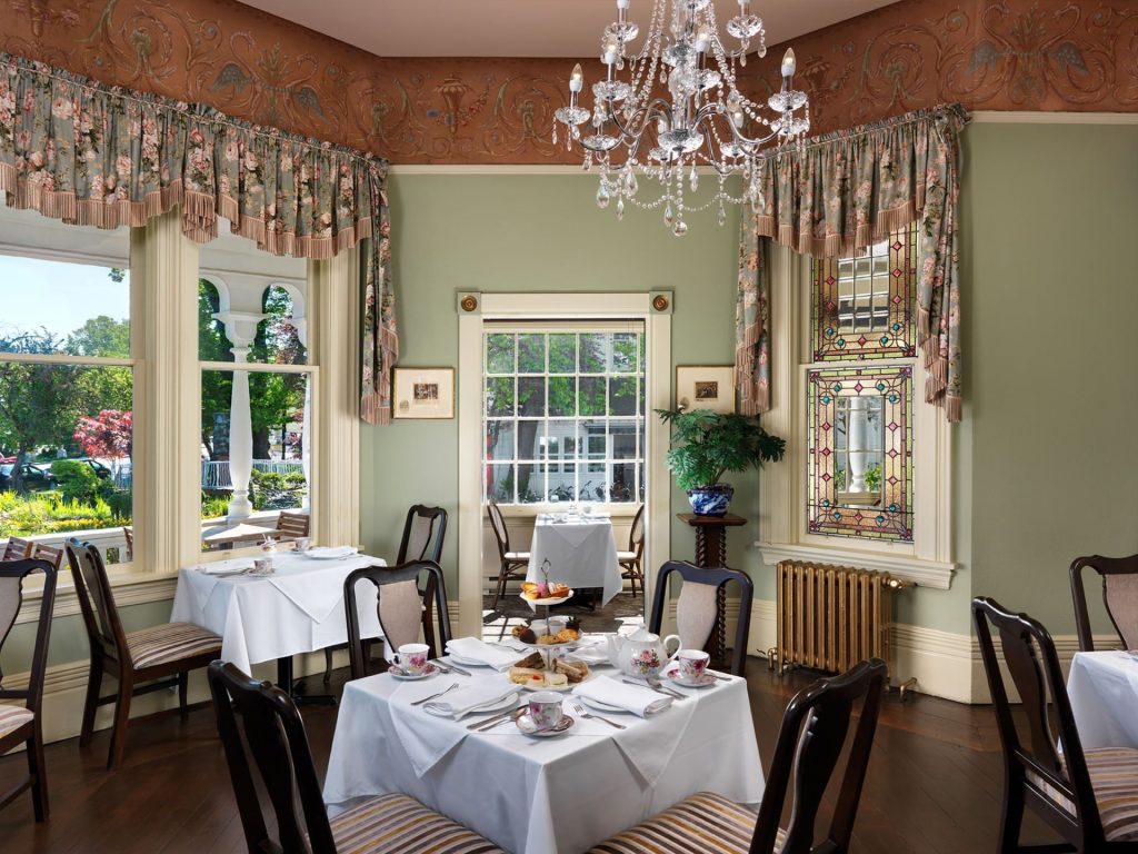 Pendray Tea House dining room